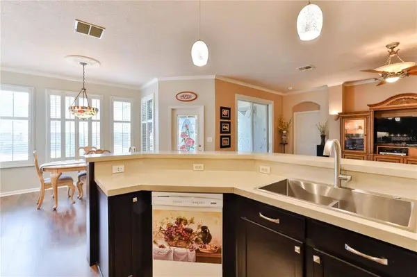 103 AVENHAM DR, Deland, FL 32724