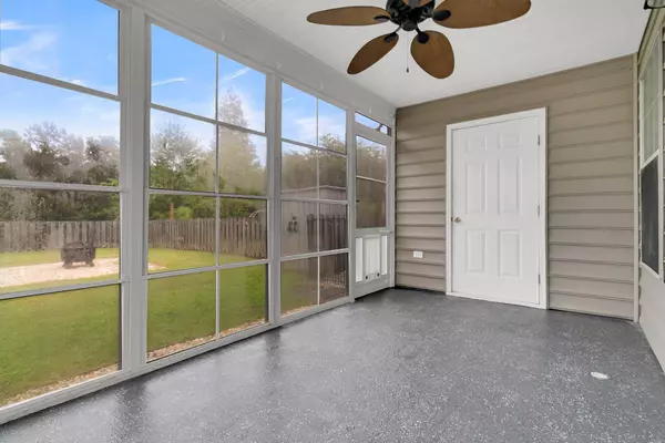 2117 Kings Gate Ln, Mount Pleasant, SC 29466