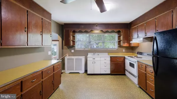 500 N CHESTNUT ST, Lansdale, PA 19446