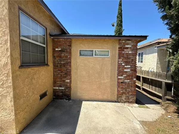 6835 Wilbur AVE, Reseda, CA 91335