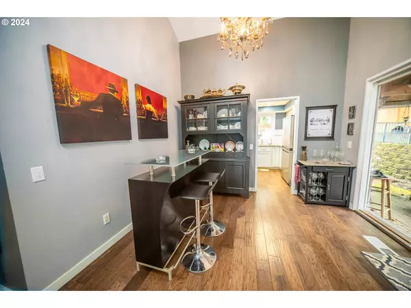 16365 SW GREENLAND DR, Tigard, OR 97224