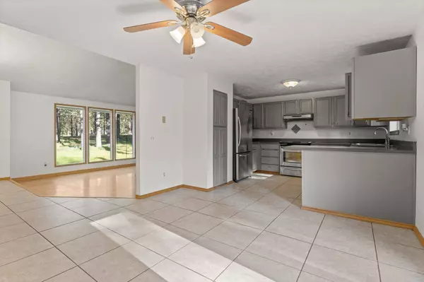 212 S Brooks Rd, Medical Lake, WA 99022