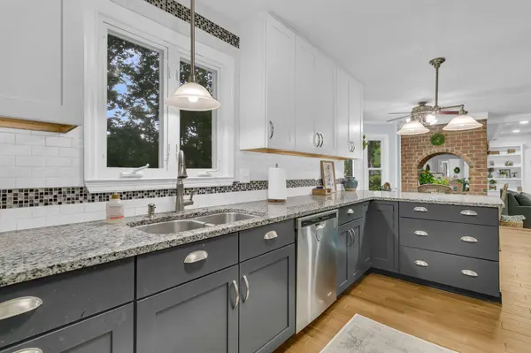 5805 Cardiff Ct, Hanahan, SC 29410