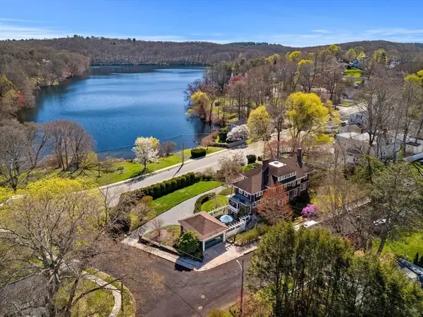 262 Mill St, Haverhill, MA 01830