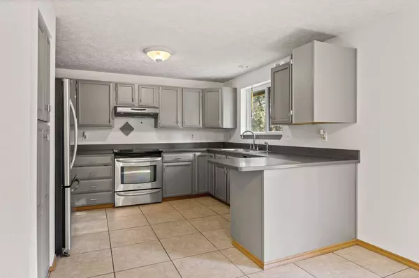 212 S Brooks Rd, Medical Lake, WA 99022