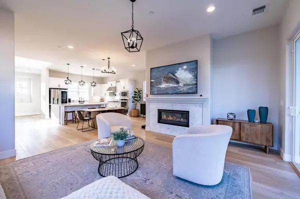 2973 Abrams DR, Marina, CA 93933