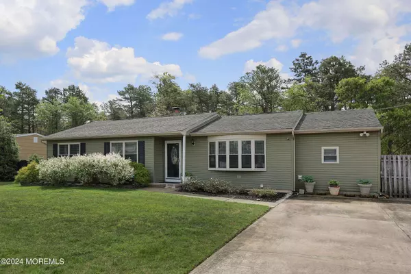 900 1st Avenue, Toms River, NJ 08757