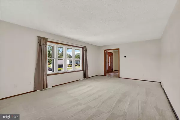 3 DICKINSON CT, New Freedom, PA 17349