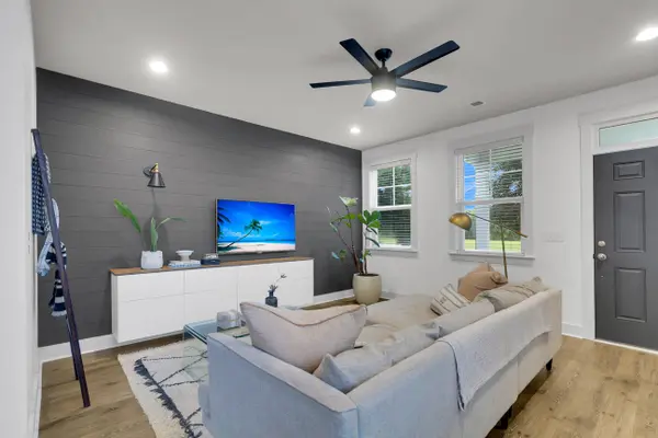 3947 Four Poles Park Ave, North Charleston, SC 29405