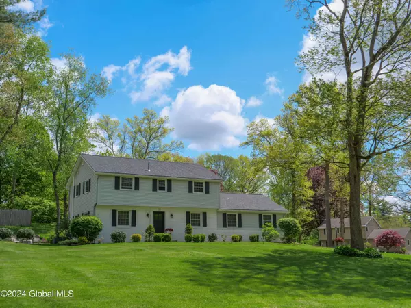 23 Pinewood Drive, Clifton Park, NY 12065