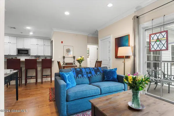 97 East Avenue #Unit 303, Saratoga Springs, NY 12866