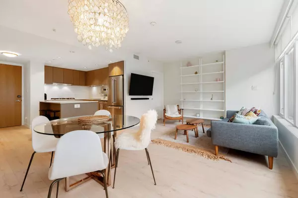 161 E 1st Ave #318, Vancouver, BC V5T