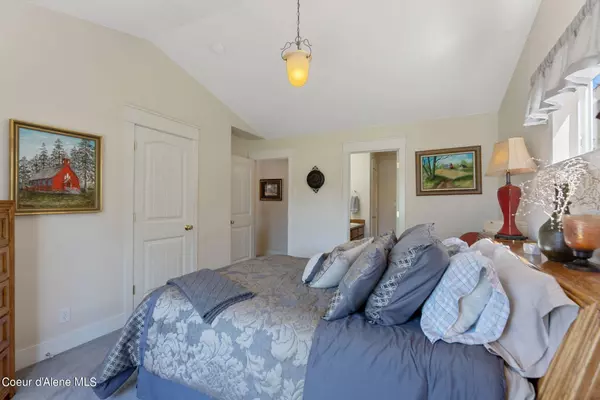 6771 W MAJESTIC AVE, Rathdrum, ID 83858