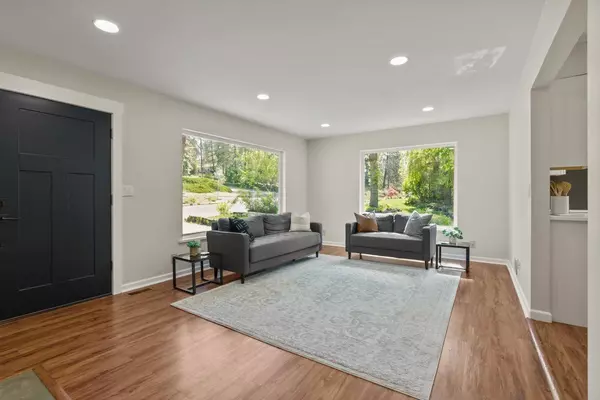 4917 N Greenwood Blvd, Spokane, WA 99205