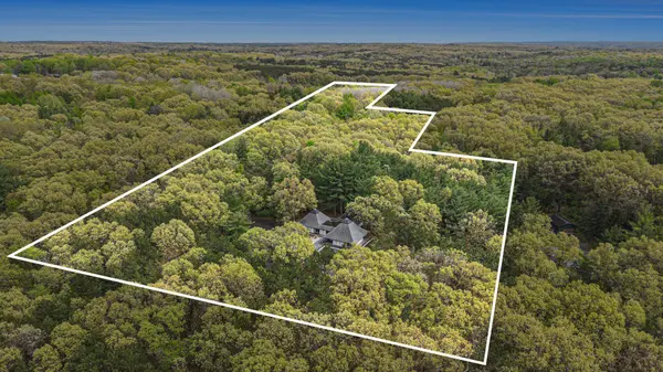 7479 Leonard NE Street, Ada, MI 49301