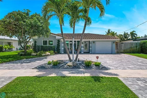 180 SE 3rd Ct, Pompano Beach, FL 33060