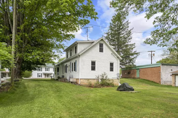 8883 HIGHLAND TPKE, Mcdowell, VA 24458