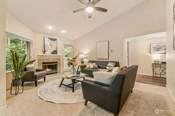 9009 Avondale RD NE #A201, Redmond, WA 98052