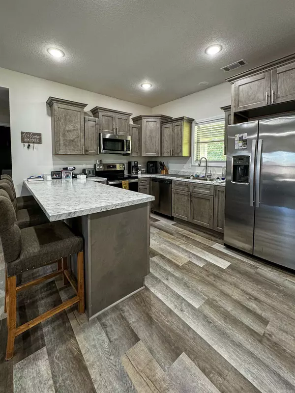 306 Elizabeth Drive, Paragould, AR 72450