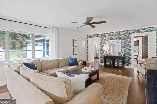 16 Mansour CIR, Newnan, GA 30263