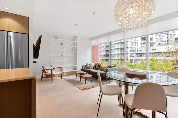 161 E 1st Ave #318, Vancouver, BC V5T