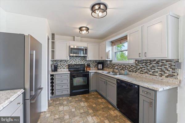 210 WHITEHALL RD, Elkton, MD 21921