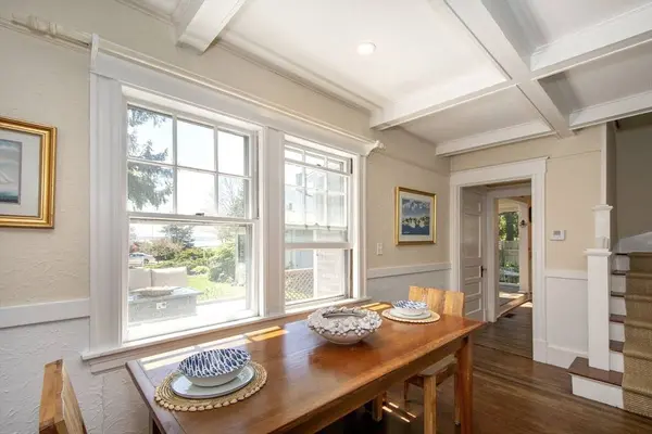 27 Standish Rd, Duxbury, MA 02332