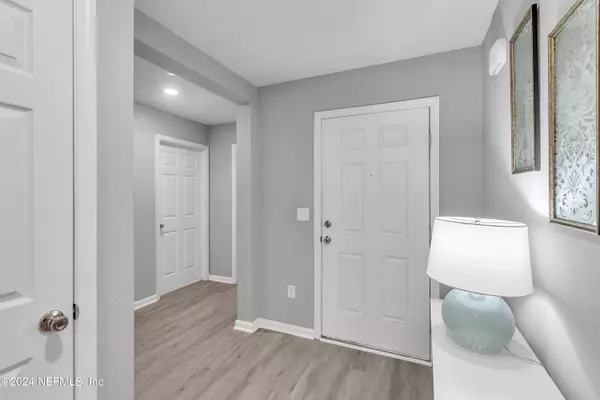 182 HERITAGE OAKS DR, St Johns, FL 32259