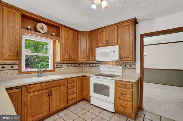 3 DICKINSON CT, New Freedom, PA 17349