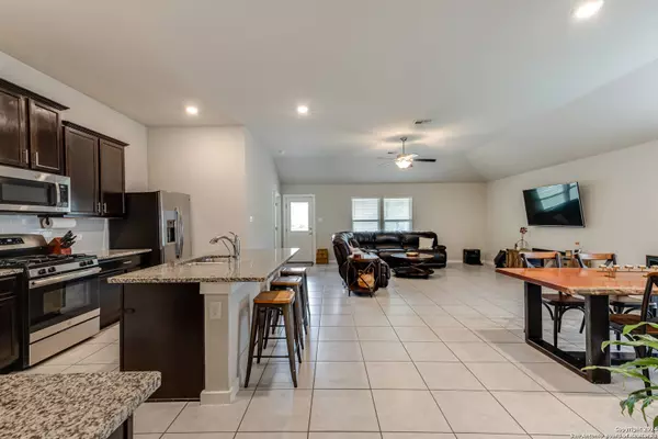 16435 PASO RIO CRK, San Antonio, TX 78247-4423