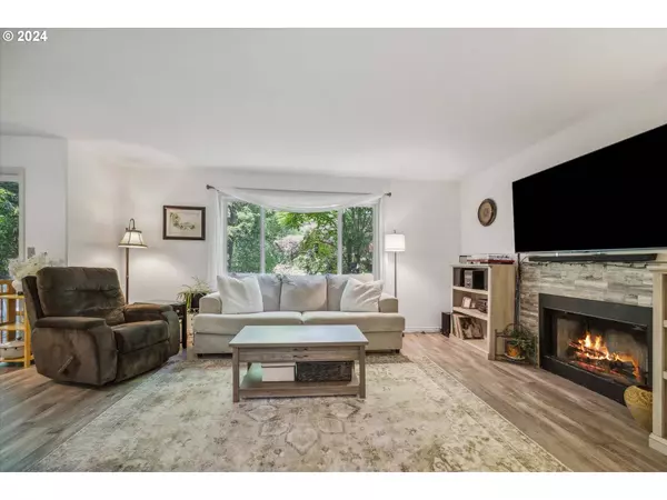 23715 SW RED FERN DR, Sherwood, OR 97140