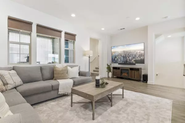 929 Slate St, San Marcos, CA 92078