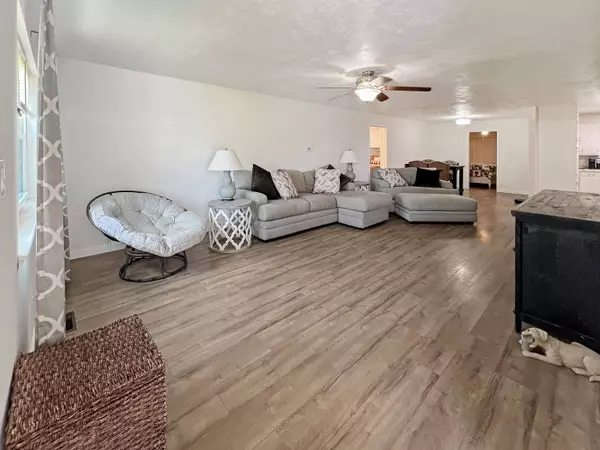 827 2nd, Alva, OK 73717