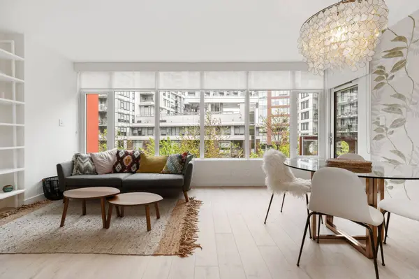 161 E 1st Ave #318, Vancouver, BC V5T