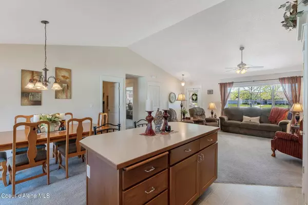 6771 W MAJESTIC AVE, Rathdrum, ID 83858