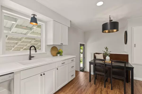 4917 N Greenwood Blvd, Spokane, WA 99205