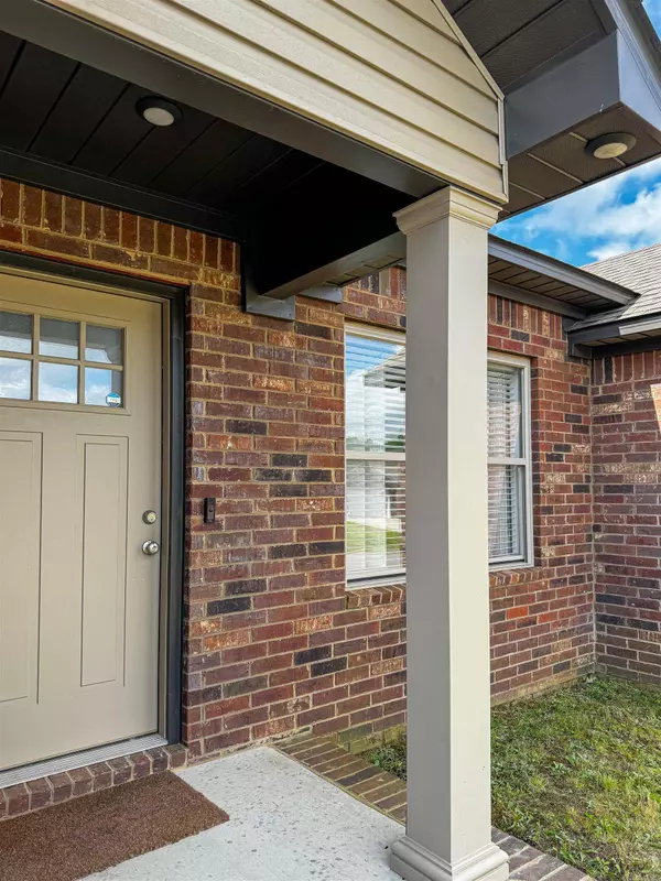 306 Elizabeth Drive, Paragould, AR 72450