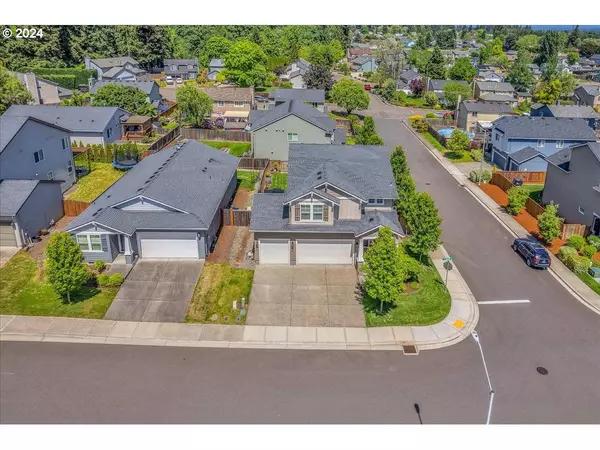 33241 SW HAVLIK DR, Scappoose, OR 97056