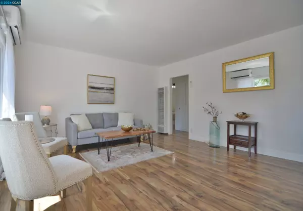 1631 Peach Pl, Concord, CA 94518