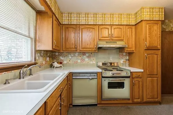 5253 NW 62nd Avenue, Johnston, IA 50131