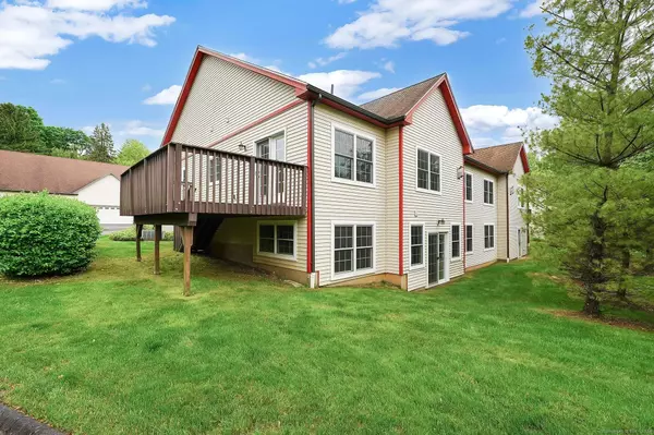 28 Wild Life Trail #28, South Windsor, CT 06074