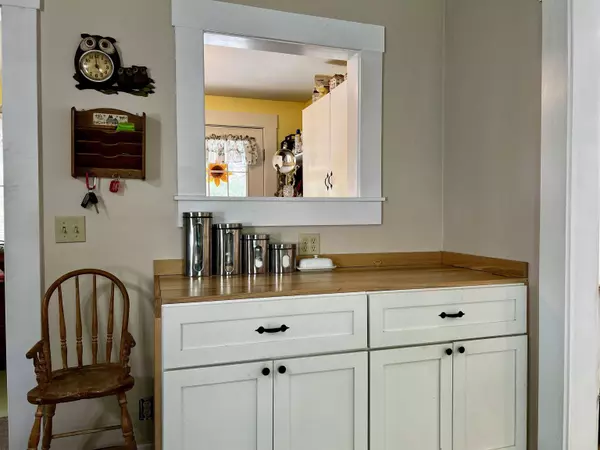 26 Grove ST, Essex Junction, VT 05452