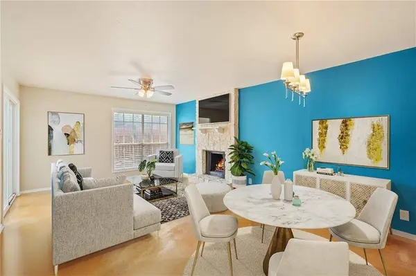 4819 Misty Slope LN, Austin, TX 78744