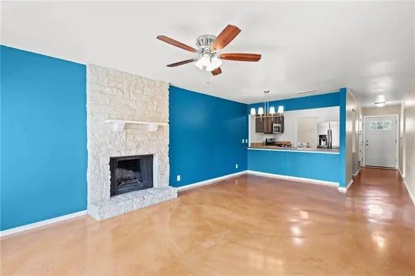 4819 Misty Slope LN, Austin, TX 78744