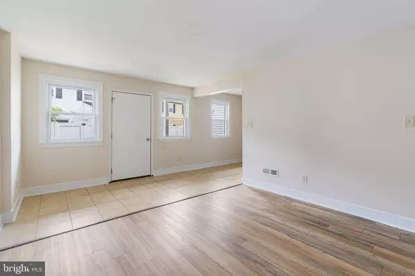 221-222 WASHINGTON PL, Telford, PA 18969