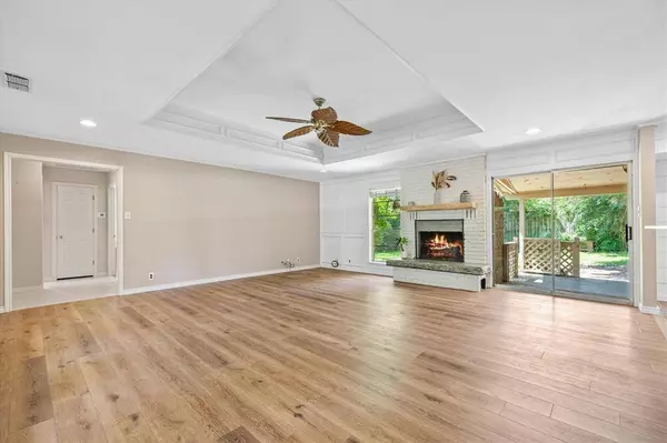 1370 Bridle Path Lane, Hideaway, TX 75771