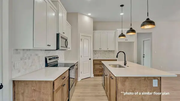 14533 Bundic RD, North Zulch, TX 77872