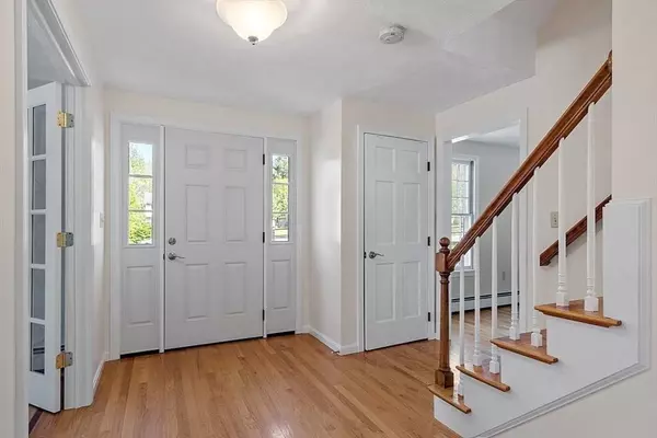 5 Odyssey Way, Andover, MA 01810