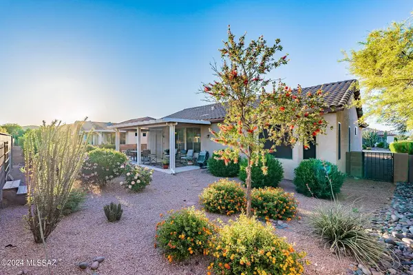 7645 W Wildflower Crest Way, Tucson, AZ 85743