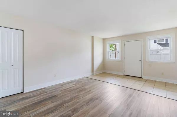 221-222 WASHINGTON PL, Telford, PA 18969